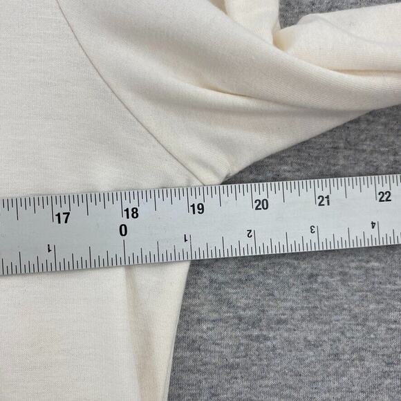 Cato Blouse Womens XS Cream Fringed Split Sides VNeck 3/4 Sleeve Stretch - Picture 8 of 10